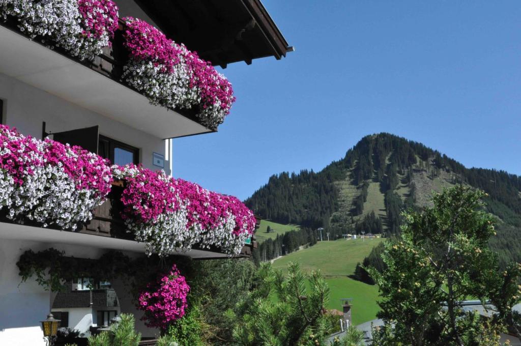 Alpen Apartments Austria Berwang Exterior foto
